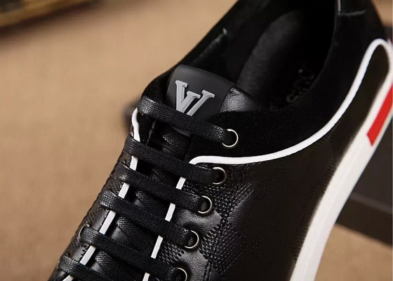 LV Fashion Casual Shoes Men--073